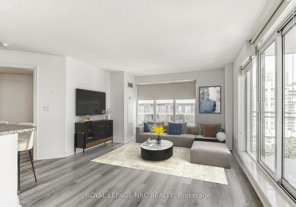 2121-lakeshore-boulevard-w-etobicoke-ontario-w12404502