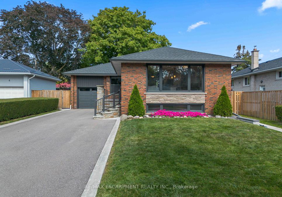 4-thorpe-road-etobicoke-ontario-w12404677