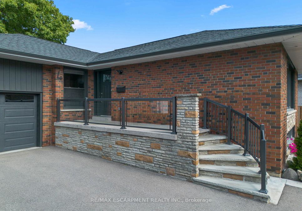 4-thorpe-road-etobicoke-ontario-w12404677