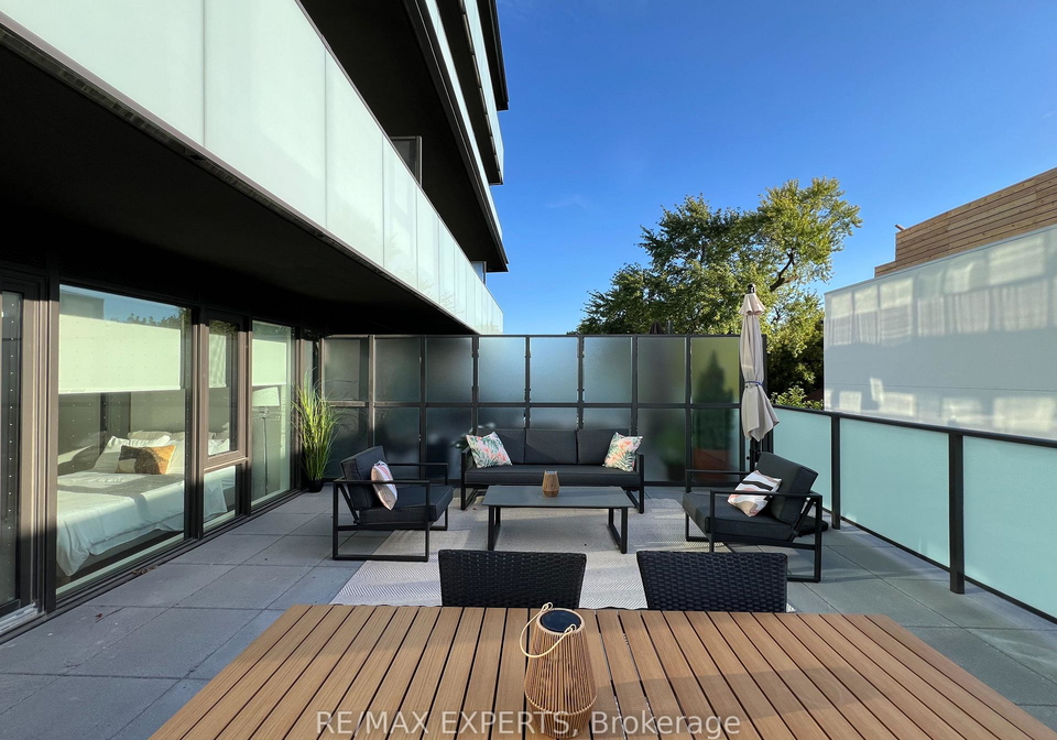 2625-dundas-street-w-toronto-ontario-w12404844