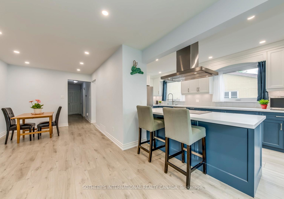 1562-sandgate-crescent-mississauga-ontario-w12404845