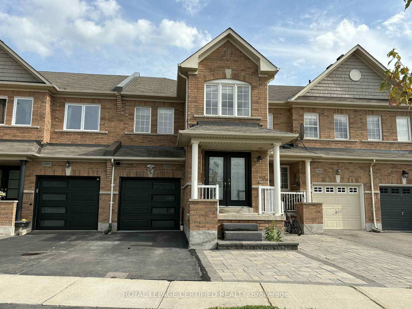 1252-costigan-road-milton-ontario-w12404987