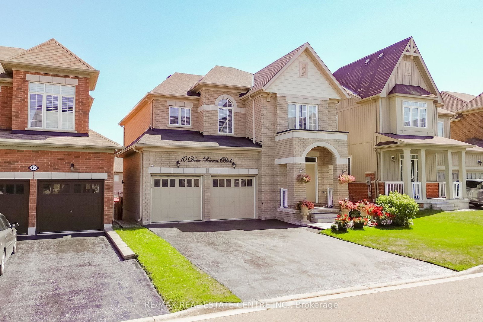 10-drew-brown-boulevard-orangeville-ontario-w12405016