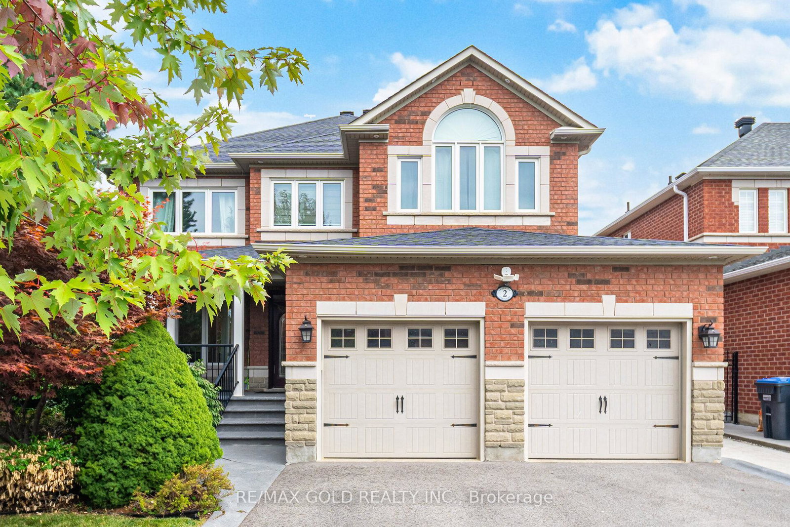 2-treeview-crescent-caledon-ontario-w12405388