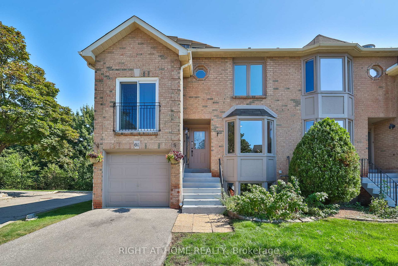4635-regents-terrace-mississauga-ontario-w12405584