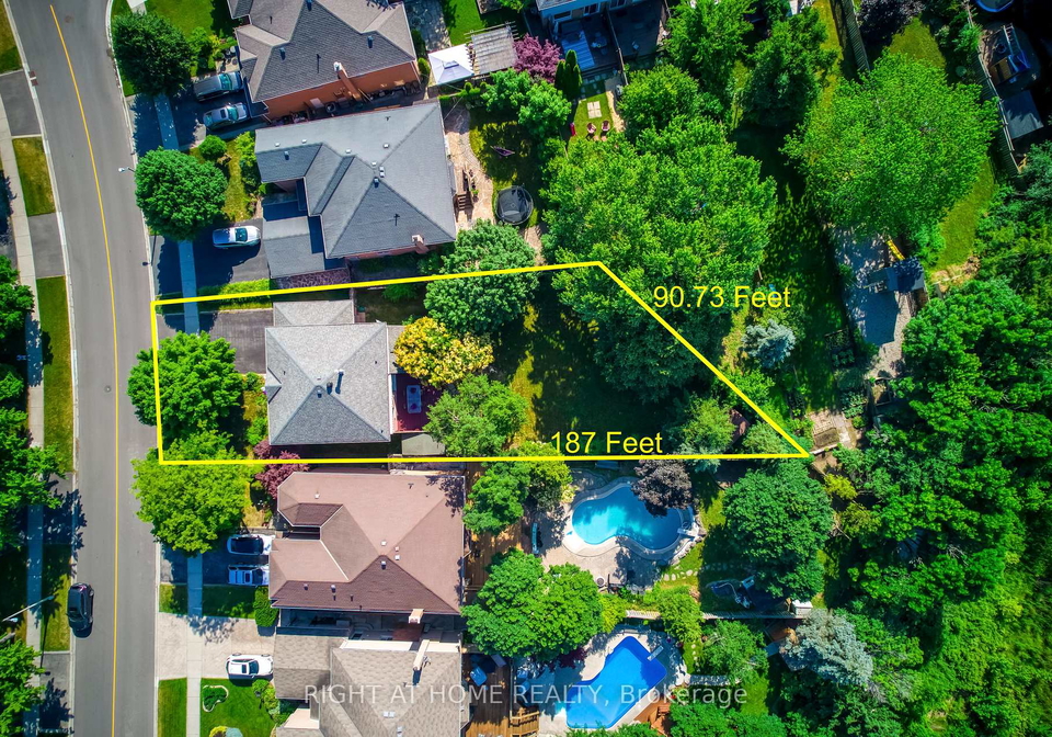 226-howell-road-oakville-ontario-w12405652