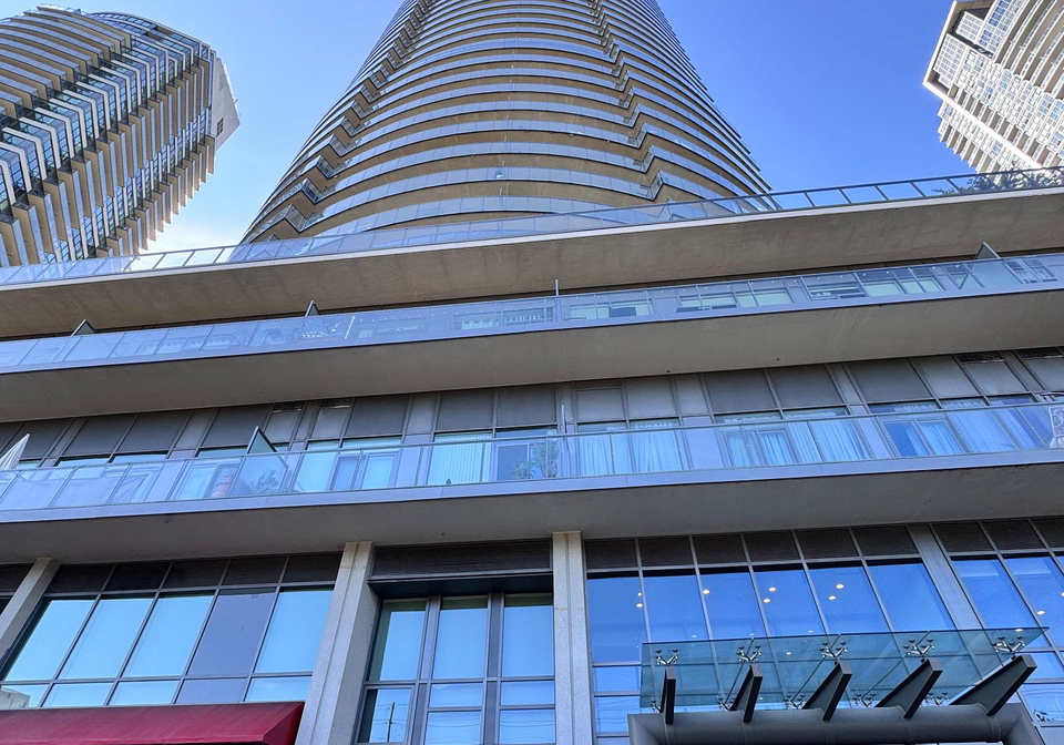 2230-lake-shore-boulevard-w-etobicoke-ontario-w12405709