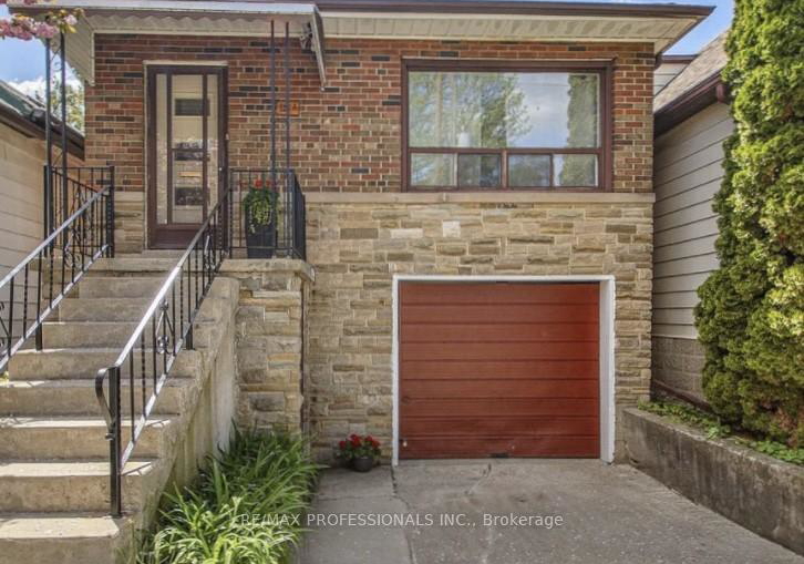126a-sixteenth-street-etobicoke-ontario-w12405849