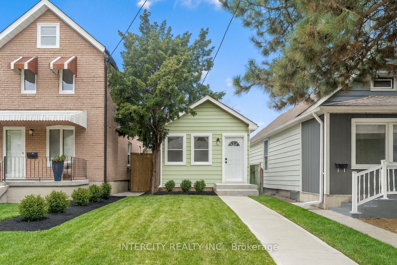 68-greendale-avenue-toronto-ontario-w12406078