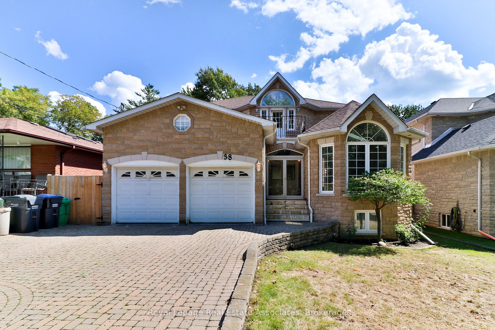 38-eaglewood-boulevard-mississauga-ontario-w12406537