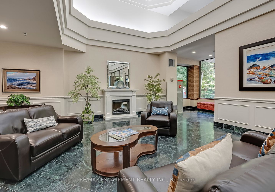 1271-walden-circle-mississauga-ontario-w12406561