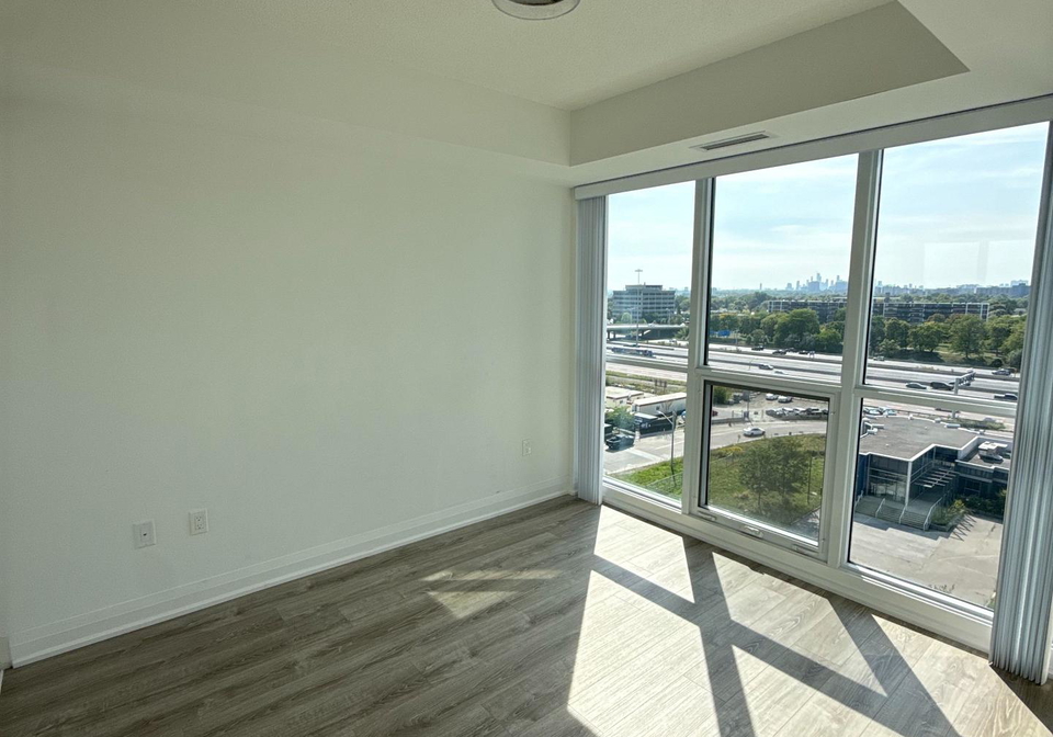 10-gibbs-road-etobicoke-ontario-w12406632
