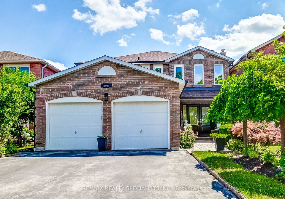 4448-weymouth-commons-crescent-mississauga-ontario-w12406644