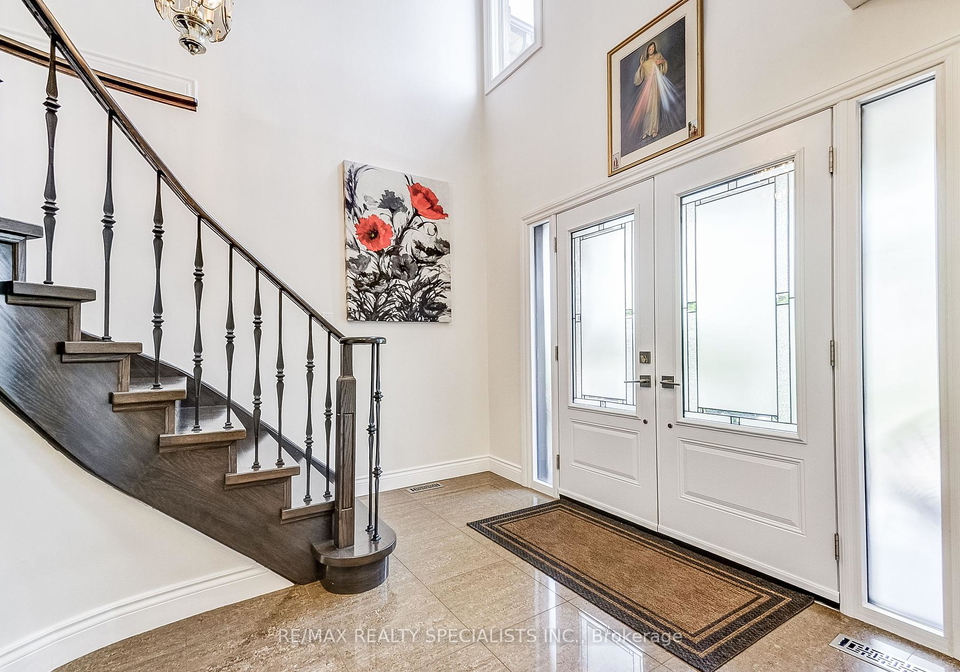 4448-weymouth-commons-crescent-mississauga-ontario-w12406644