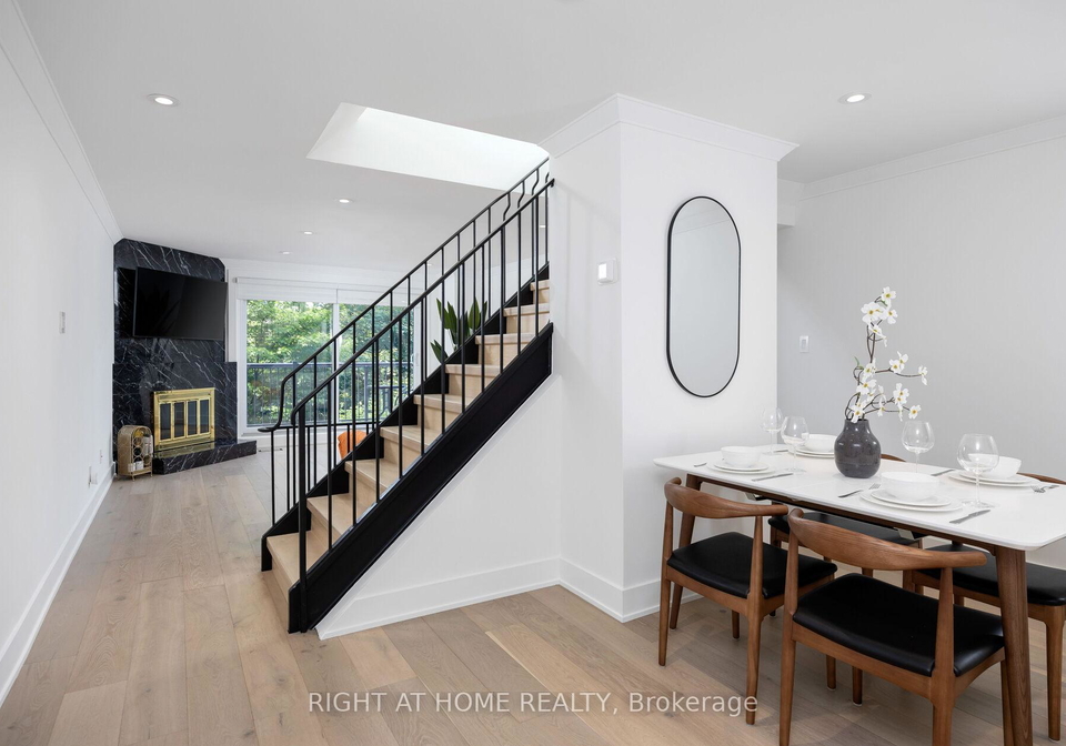 20-budgell-terrace-toronto-ontario-w12406656
