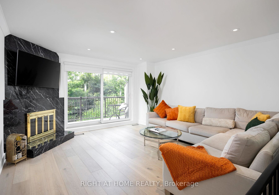 20-budgell-terrace-toronto-ontario-w12406656
