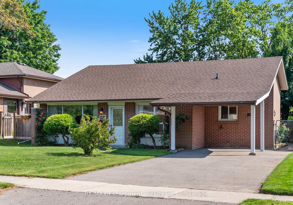 1610-hobbs-crescent-mississauga-ontario-w12406658