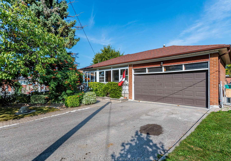 14-austrey-court-york-ontario-w12406869