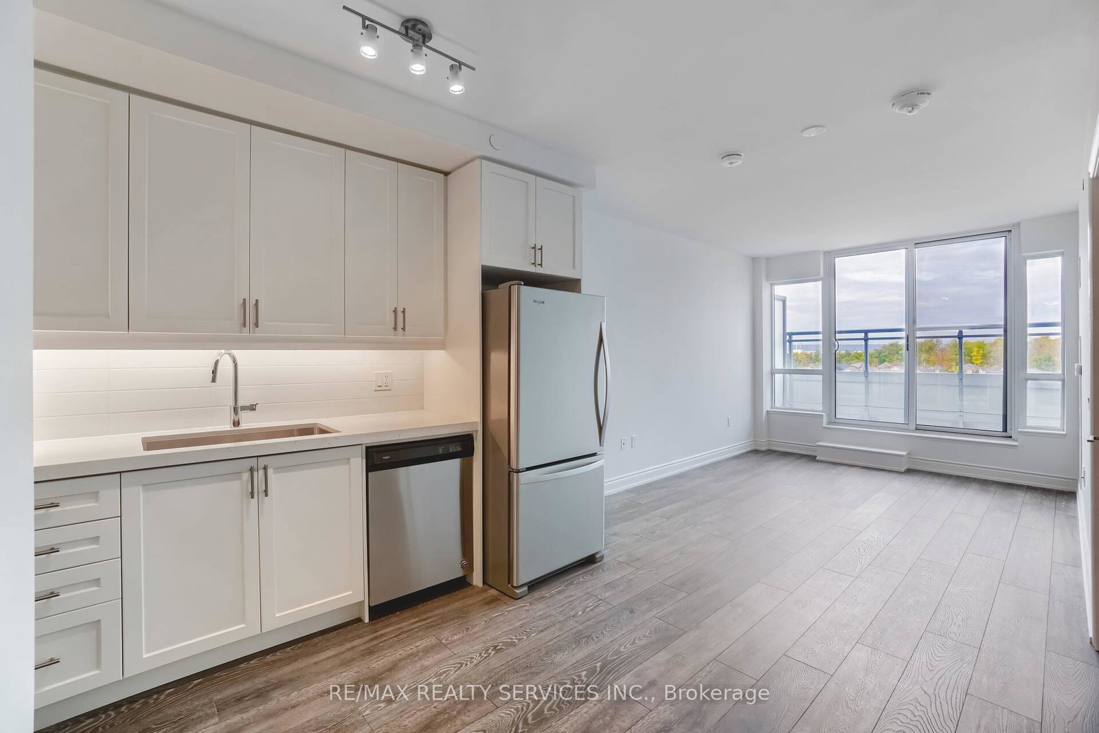 1050-main-street-milton-ontario-w12406955