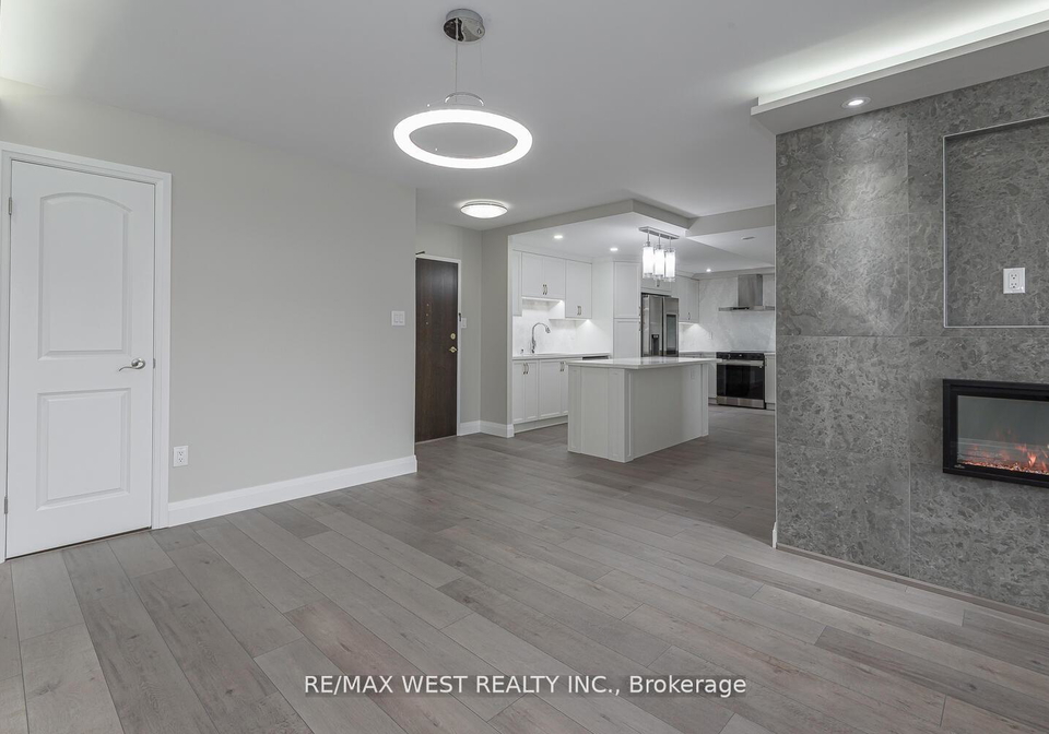 820-burnhamthorpe-road-etobicoke-ontario-w12407008