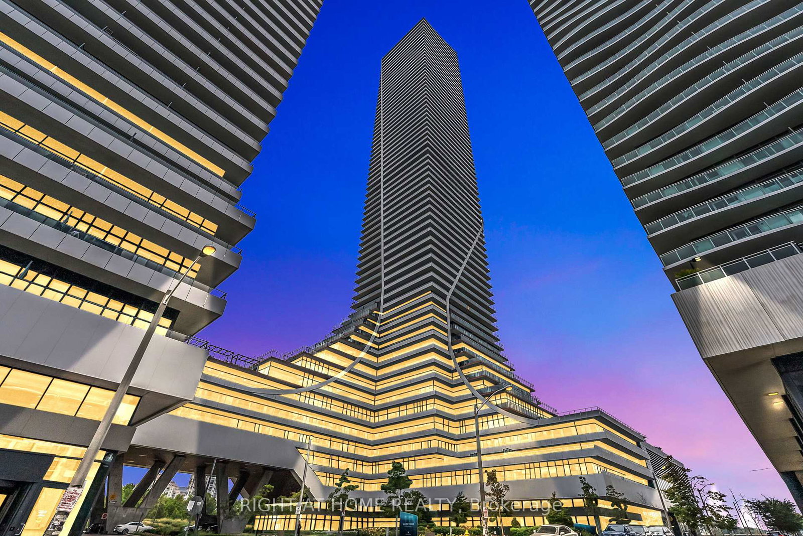 30-shore-breeze-drive-etobicoke-ontario-w12407320