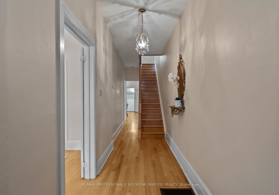 180-pacific-avenue-toronto-ontario-w12407369