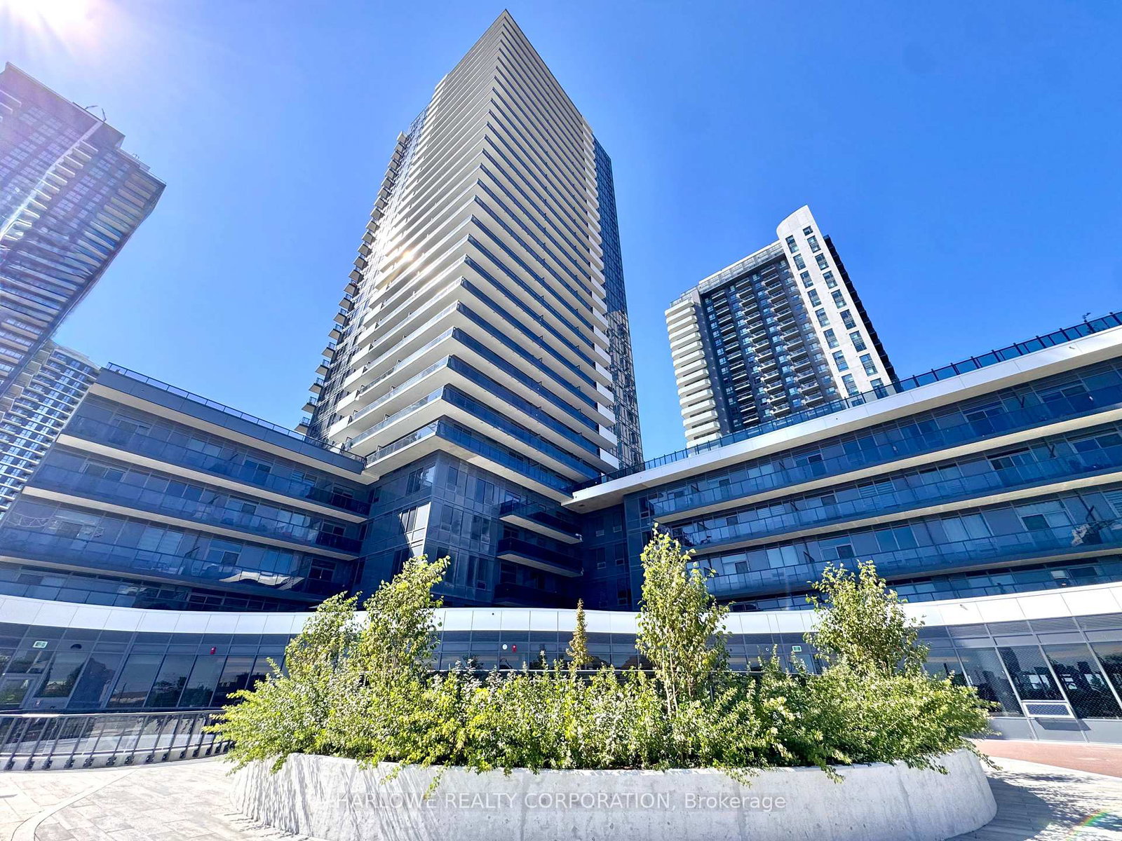 5105-hurontario-street-mississauga-ontario-w12407566