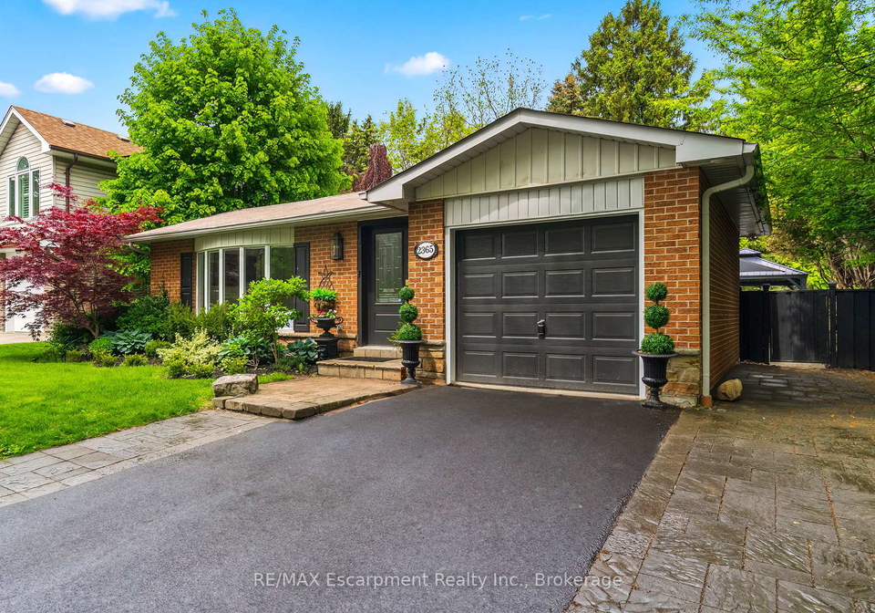 2365-devon-road-oakville-ontario-w12407603