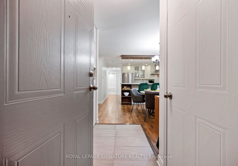 1504-pilgrims-way-oakville-ontario-w12407637