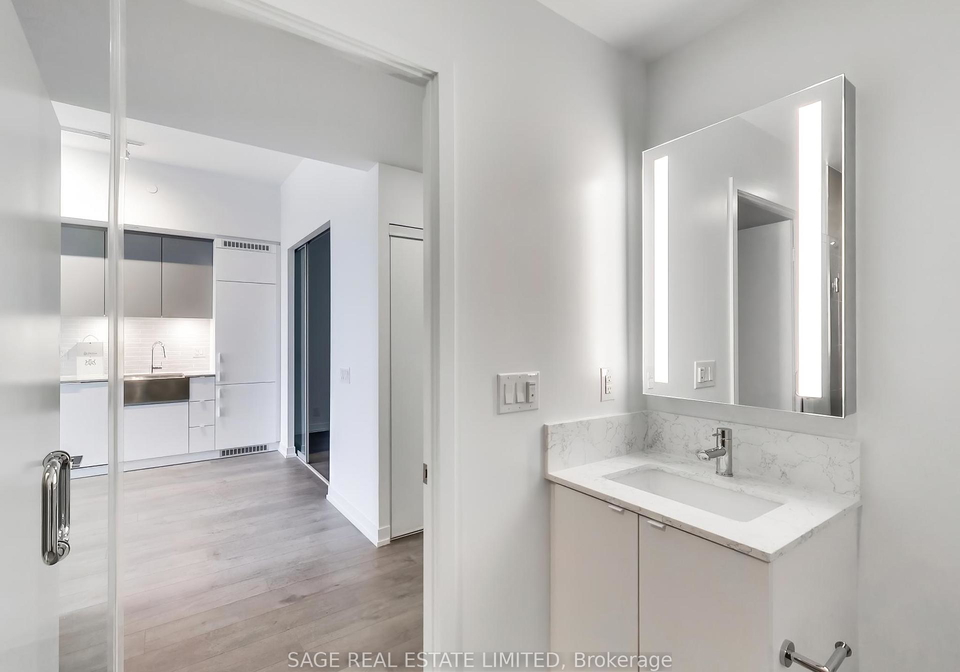 270-dufferin-street-toronto-ontario-w12407674