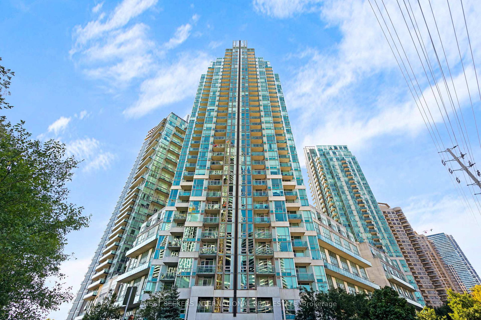 220-burnhamthorpe-road-w-mississauga-ontario-w12407719
