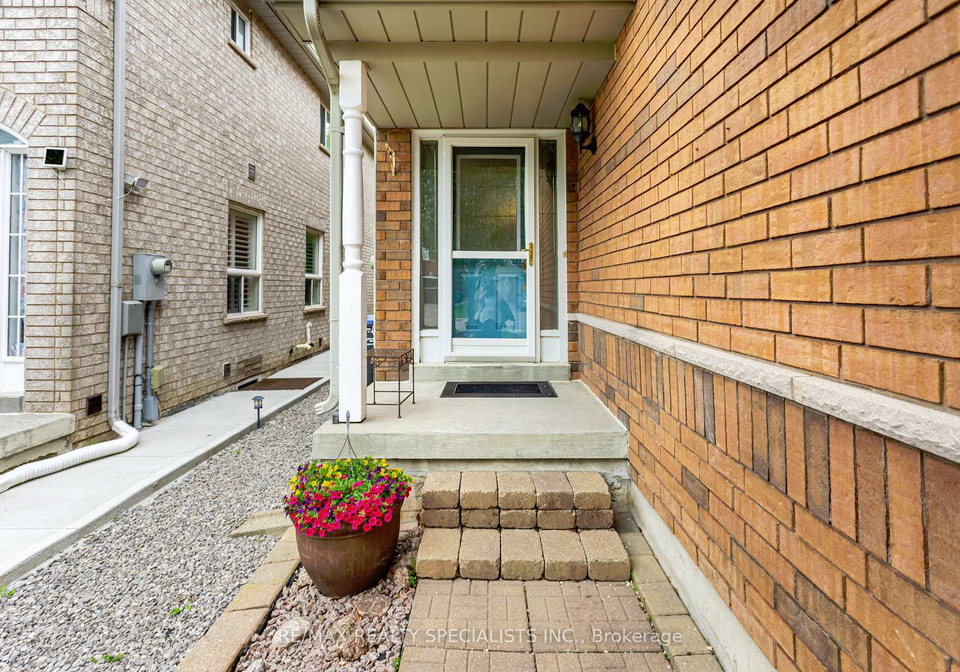 6408-hampden-woods-road-mississauga-ontario-w12407837
