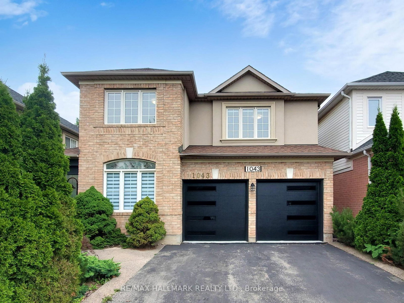 1043-freeman-trail-milton-ontario-w12407893