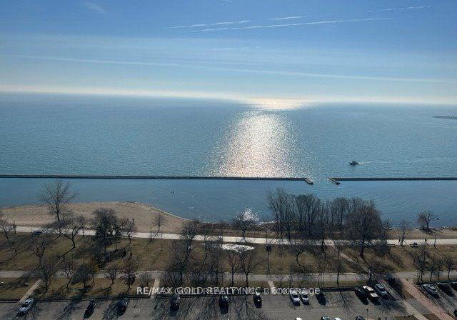 1928-lakeshore-boulevard-w-toronto-ontario-w12407908