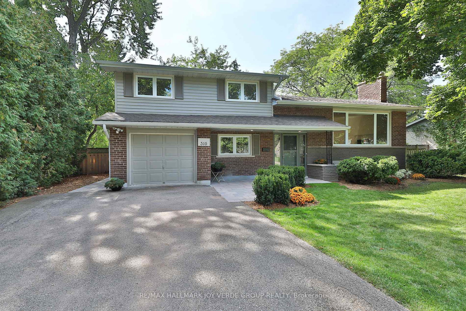 316-wendy-lane-oakville-ontario-w12407986