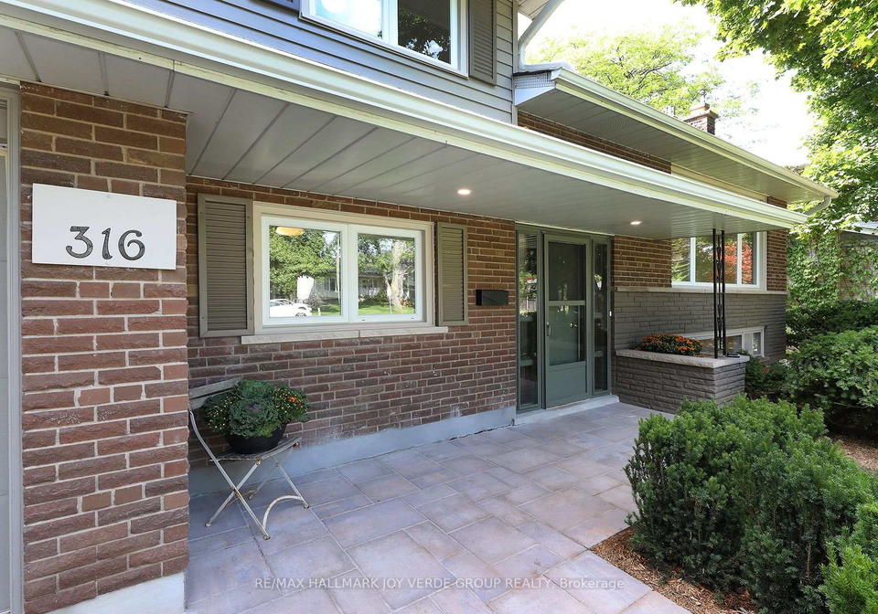 316-wendy-lane-oakville-ontario-w12407986