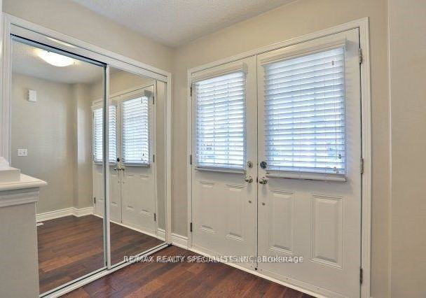 4841-capri-crescent-burlington-ontario-w12408020