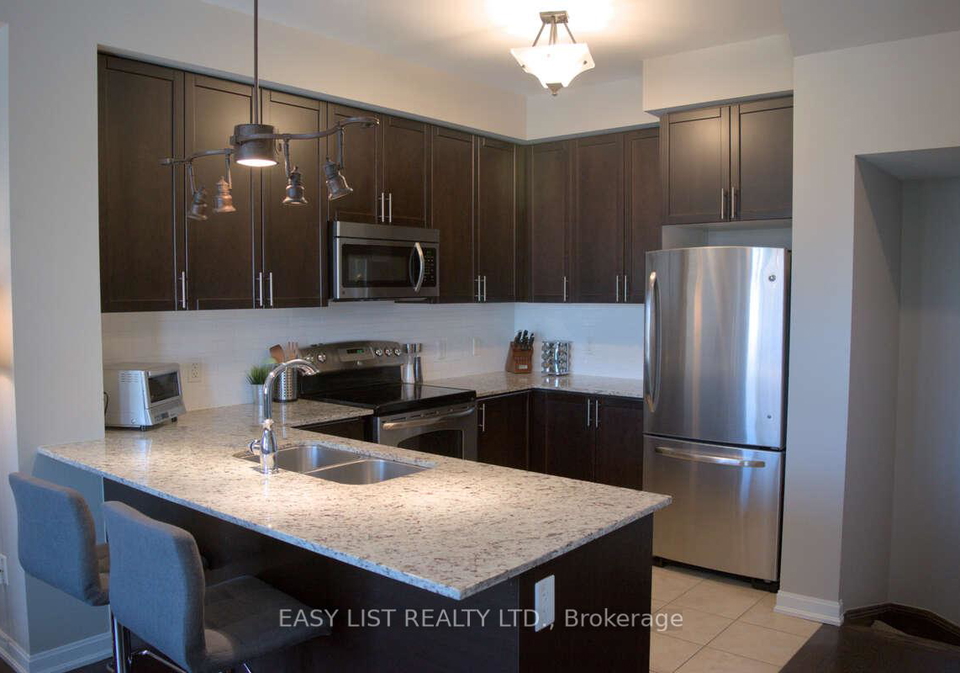 165-hampshire-way-milton-ontario-w12408026