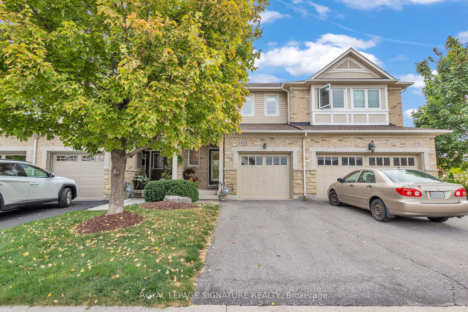 4120-rawlins-common-n-burlington-ontario-w12408268
