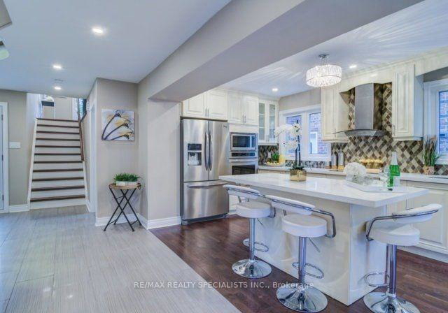 3017-olympus-mews-mississauga-ontario-w12408722