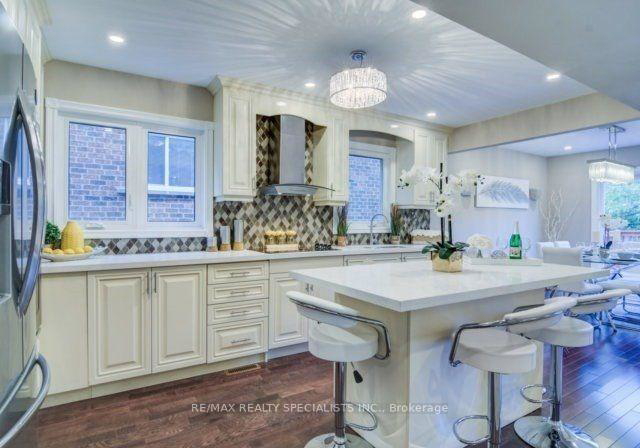 3017-olympus-mews-mississauga-ontario-w12408722