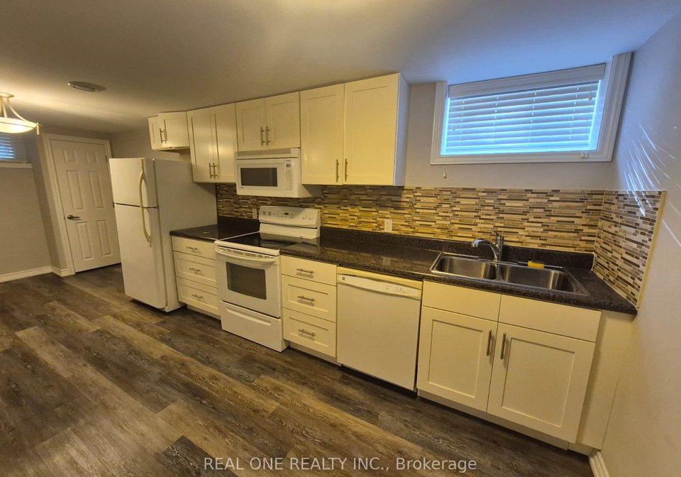 1218-shamir-crescent-mississauga-ontario-w12408748