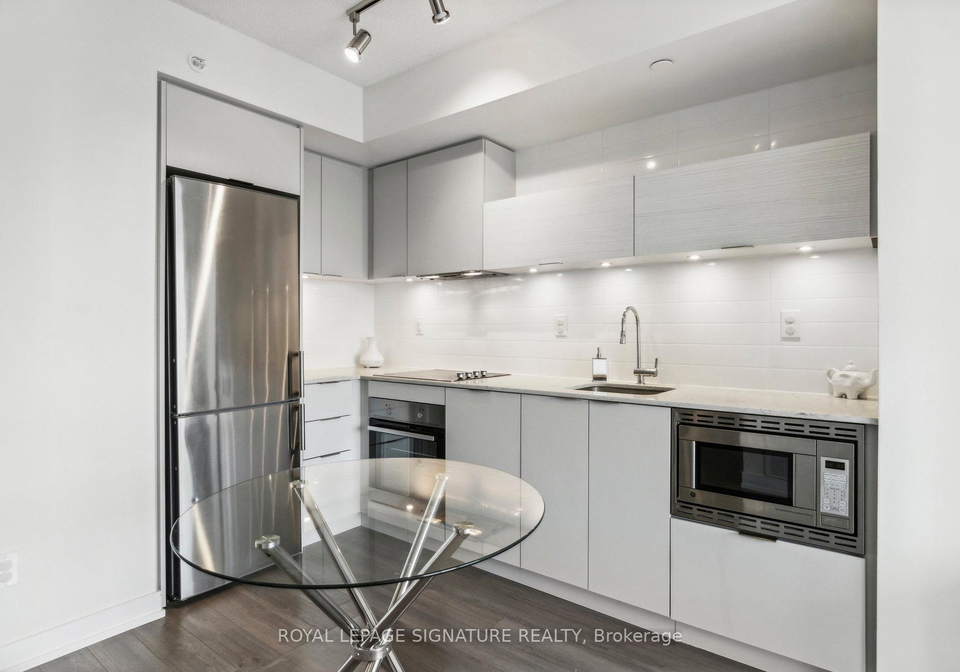 20-thomas-riley-road-etobicoke-ontario-w12408859