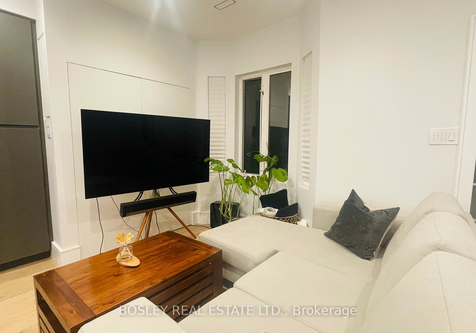 38-jackson-place-toronto-ontario-w12408996