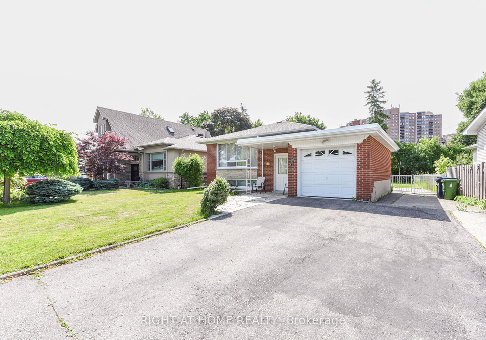 44-birgitta-crescent-etobicoke-ontario-w12409145