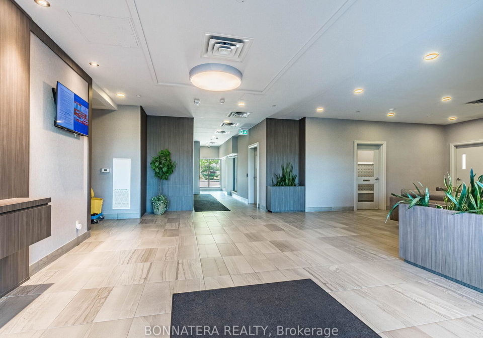 150-oak-park-boulevard-oakville-ontario-w12409412