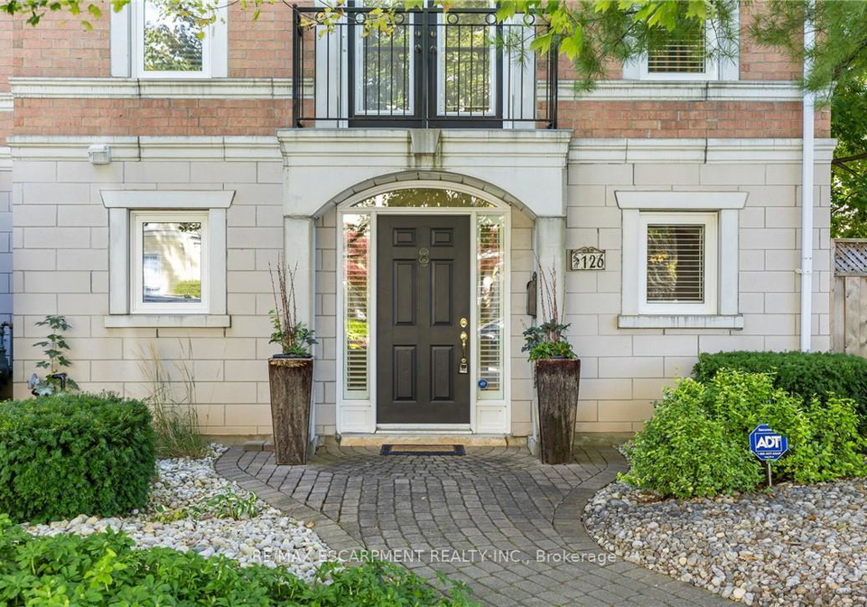 126-brant-street-oakville-ontario-w12409547