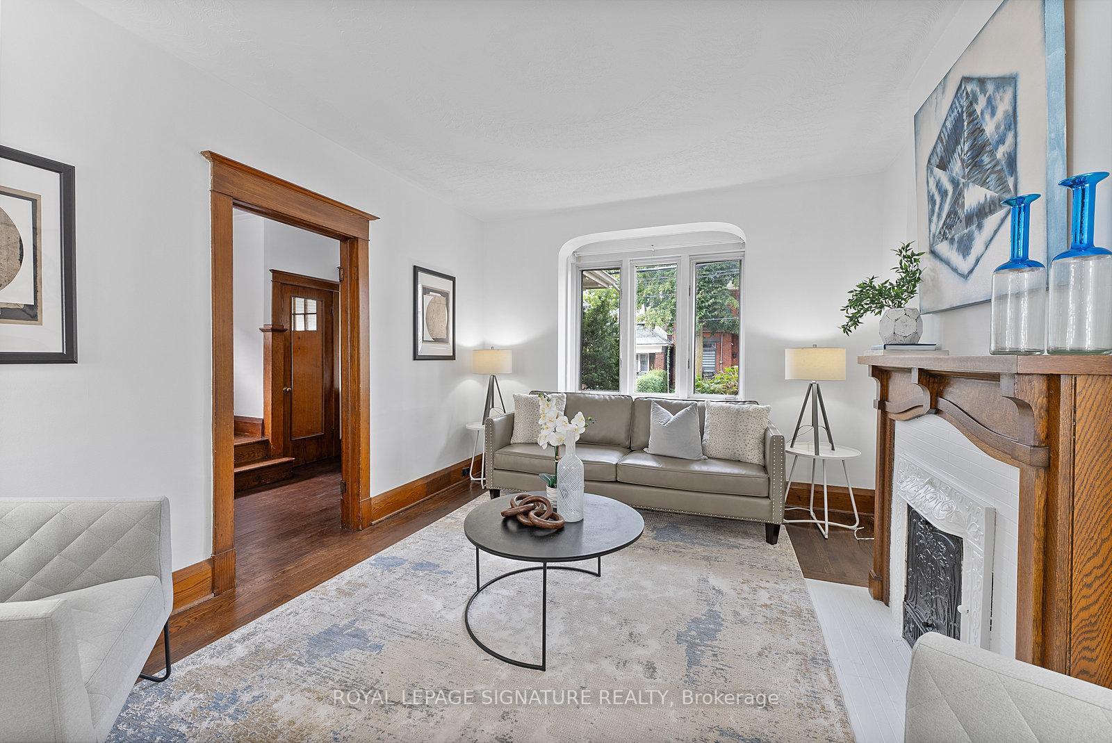 9-kennedy-avenue-toronto-ontario-w12409679