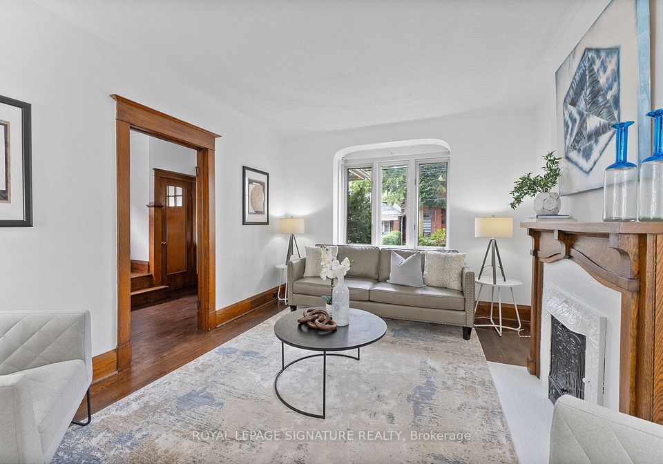 9-kennedy-avenue-toronto-ontario-w12409679