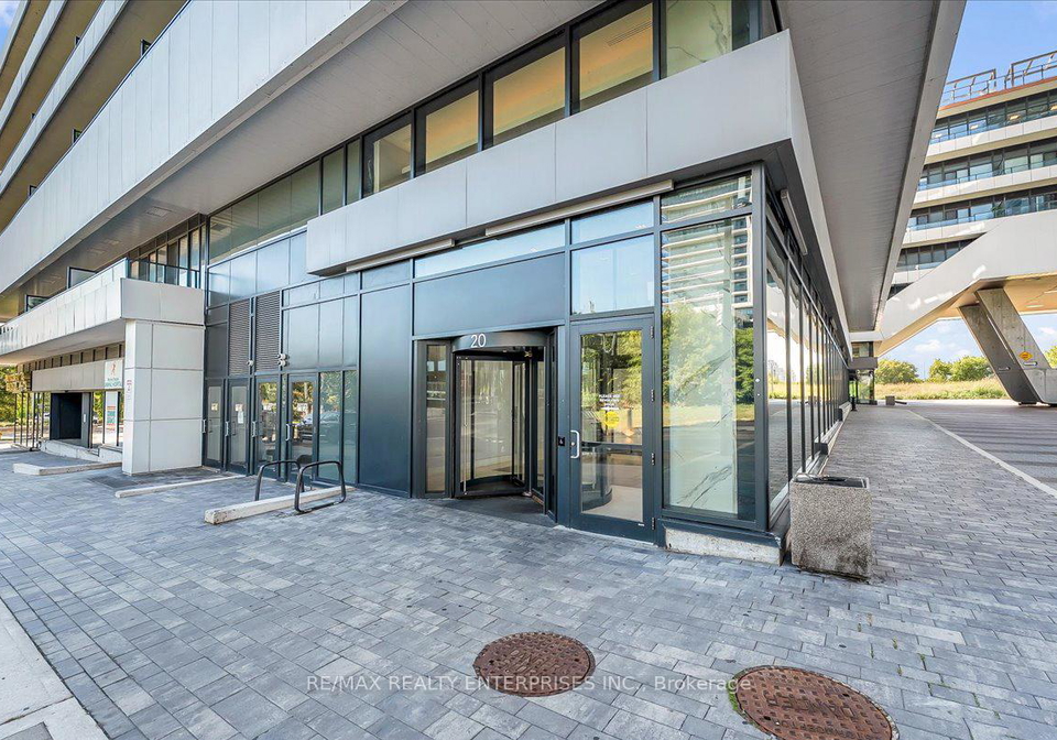 20-shore-breeze-drive-etobicoke-ontario-w12410164